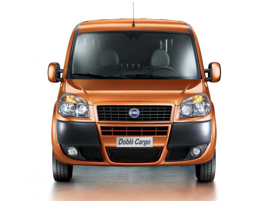  Fiat Doblo Cargo 2005 года  (фото 3 из 8)